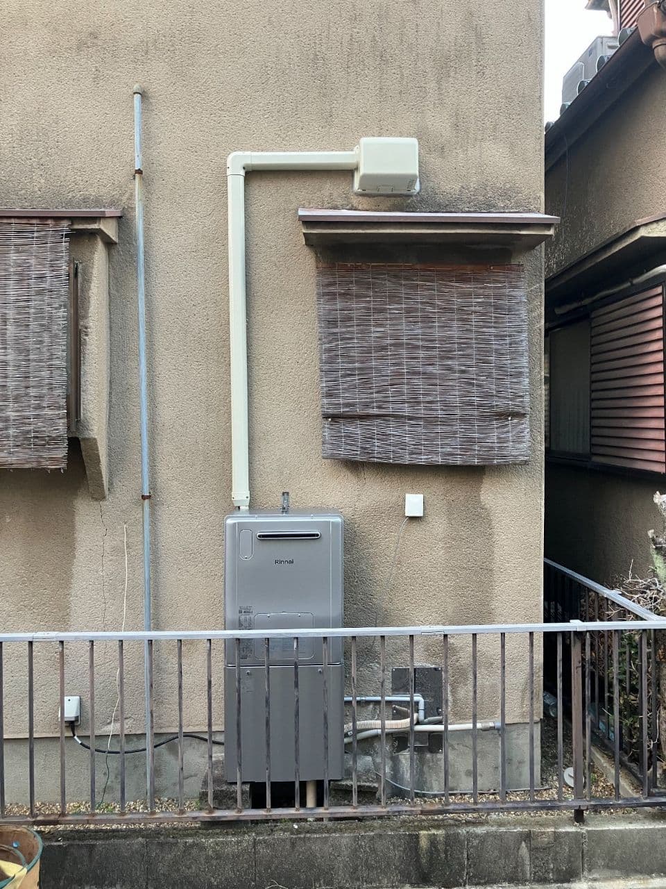 大和高田市　給湯暖房熱源機エコジョーズ　リンナイ　RVD-E2405SAW2-3（C）（完了）